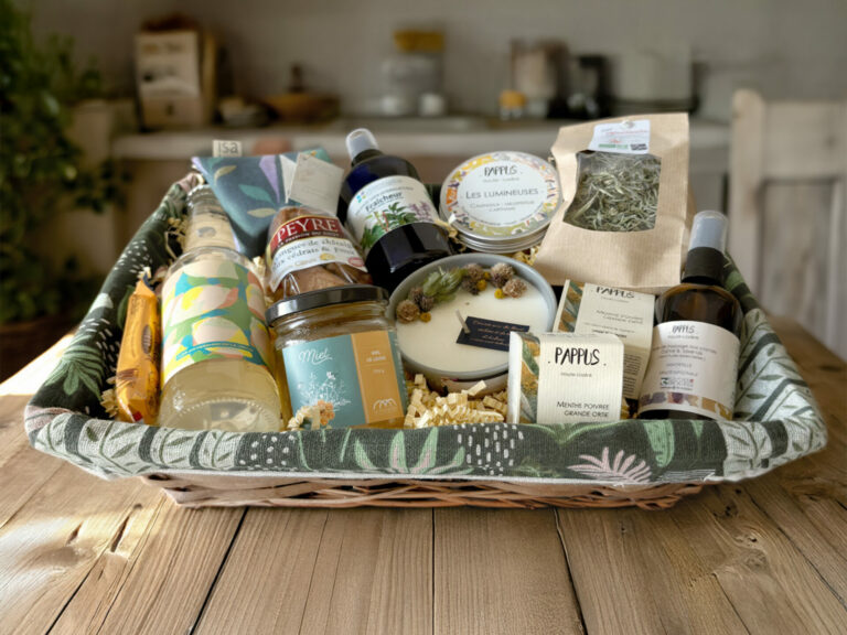 Lire la suite à propos de l’article Des paniers garnis 100% Lozère pour les fêtes